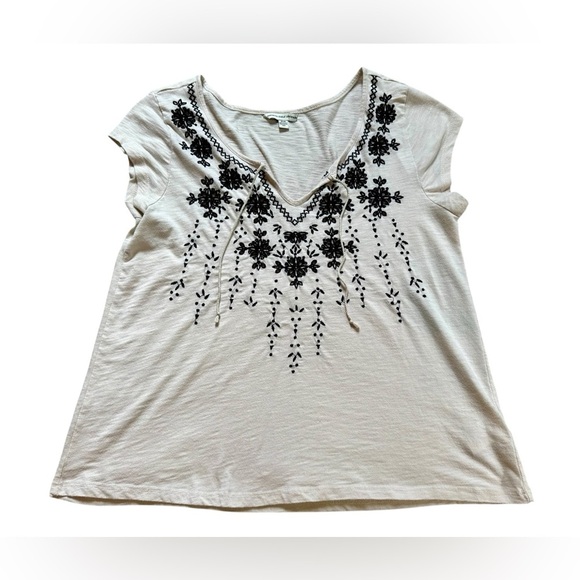 American Eagle Outfitters Tops - American Eagle Blouse Women's Size Medium